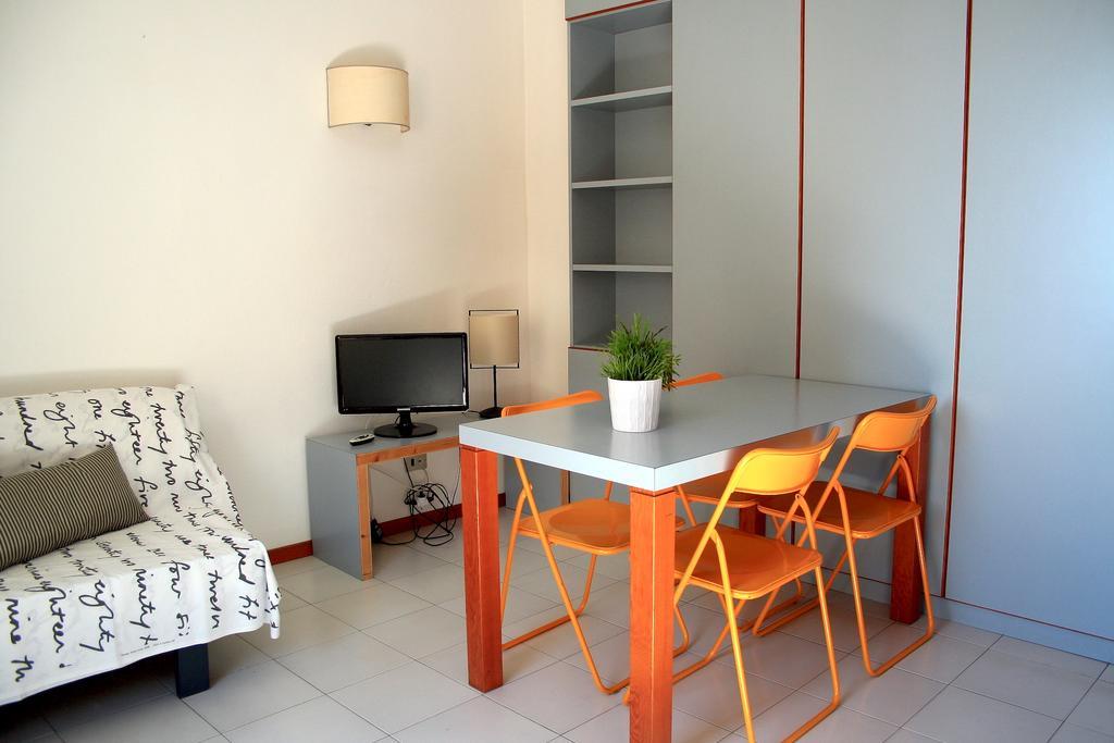 דירות קסטליונה דלה פסקאיה Casa Marina מראה חיצוני תמונה
